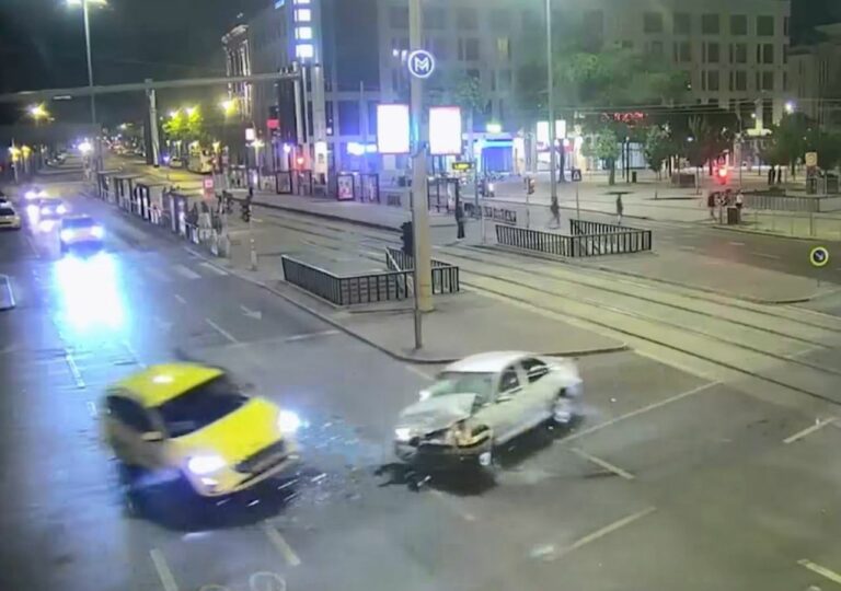 accident de voiture place Blaha Lujza conducteur imprudent drogue police arrestation budapest
