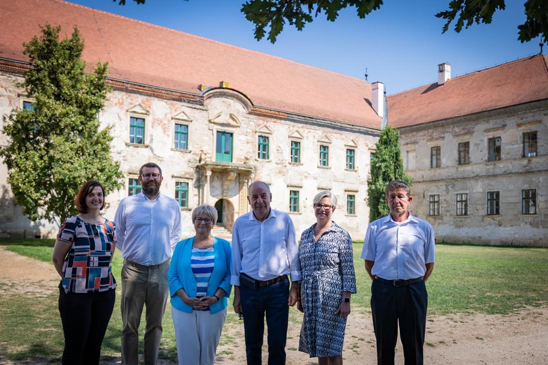 Bonchida castle Transylvanian Versailles Sulyok