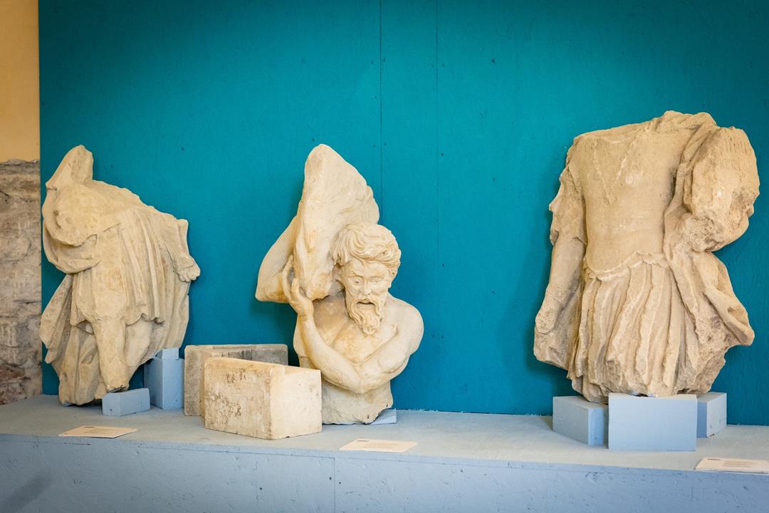 Bonchida castle Transylvanian Versailles Sulyok