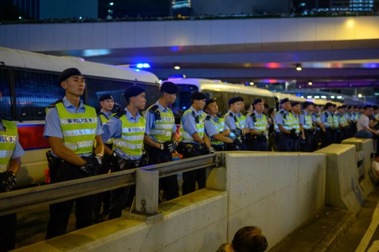 Secțiile de poliție chineze din Budapesta
