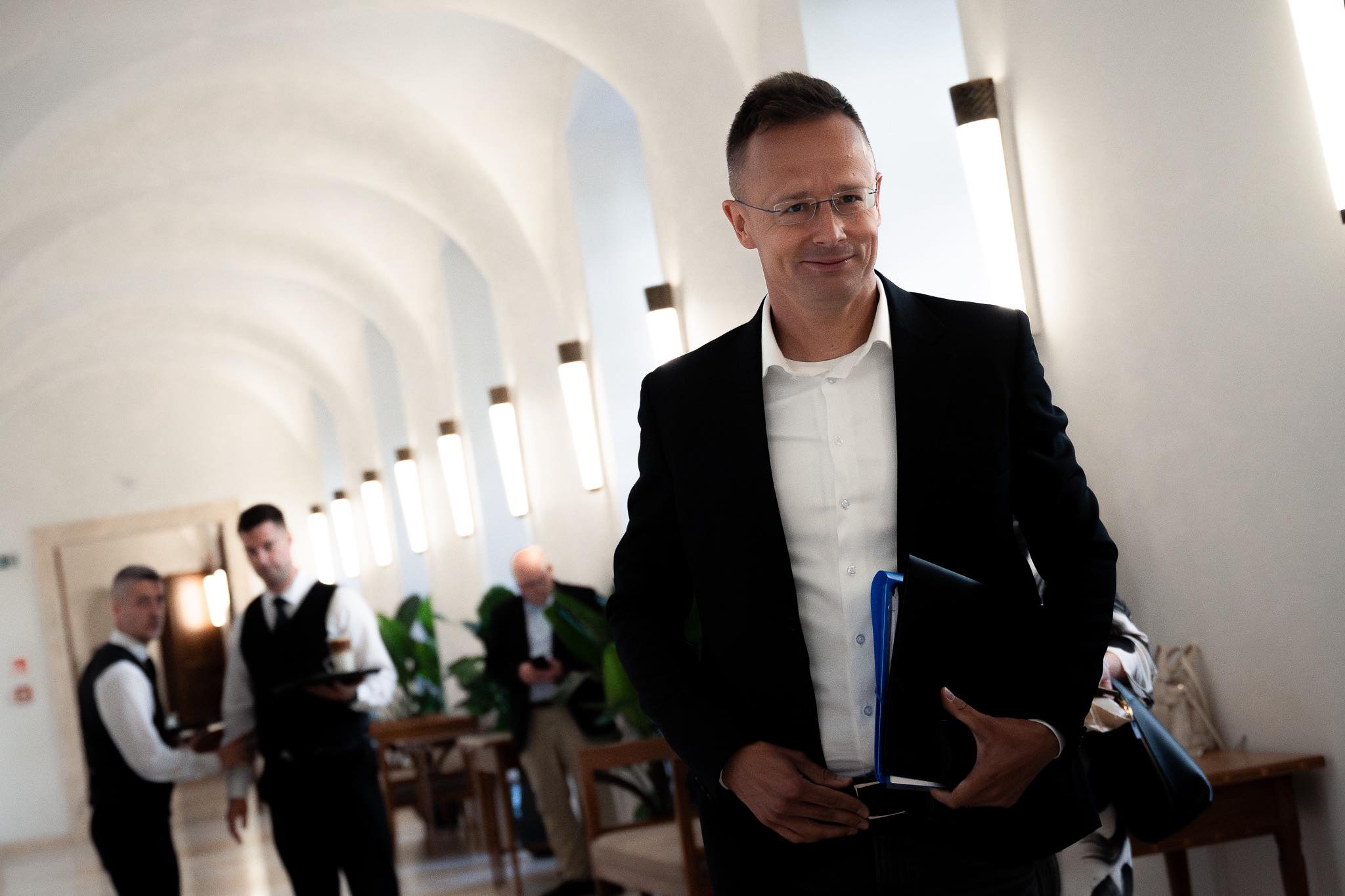 FM Szijjártó