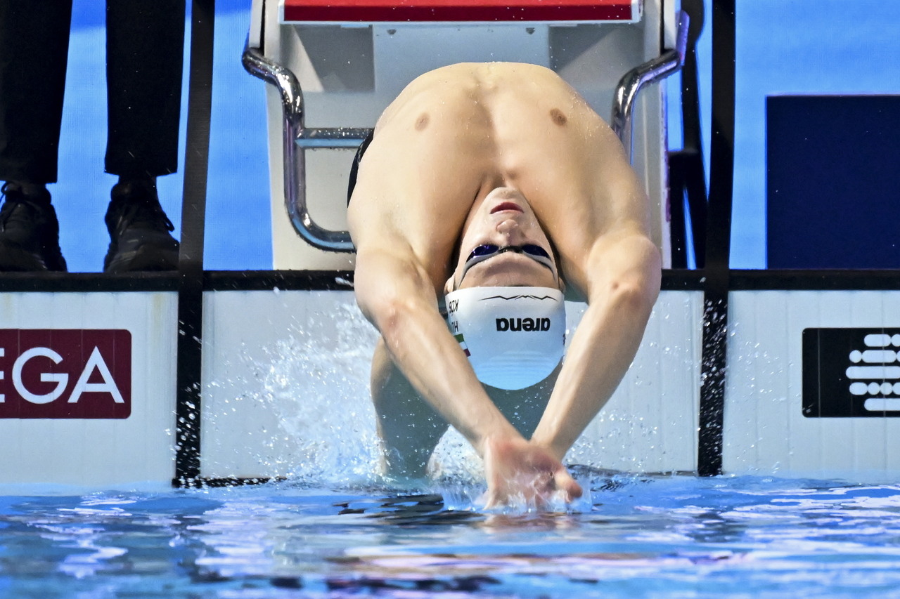 Hubert Kós gold medal swimming