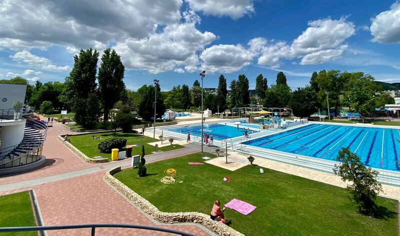 Palatinus strand beach pool