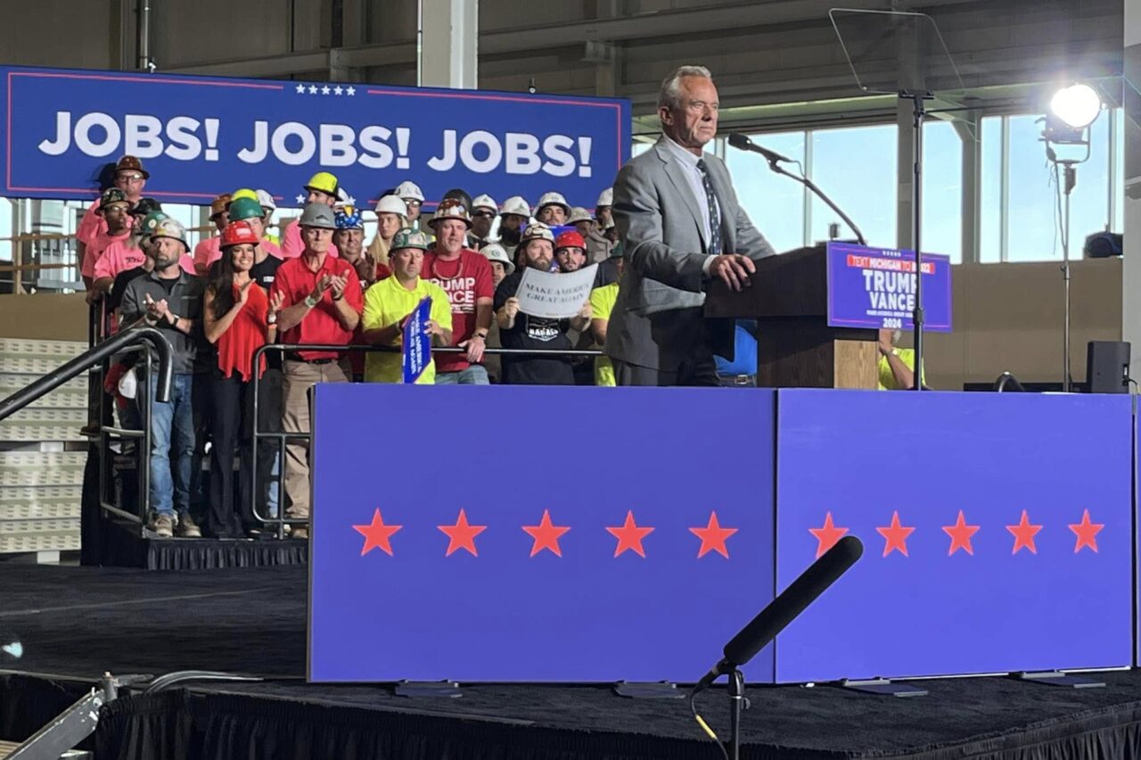 Robert F Kennedy campaign tour