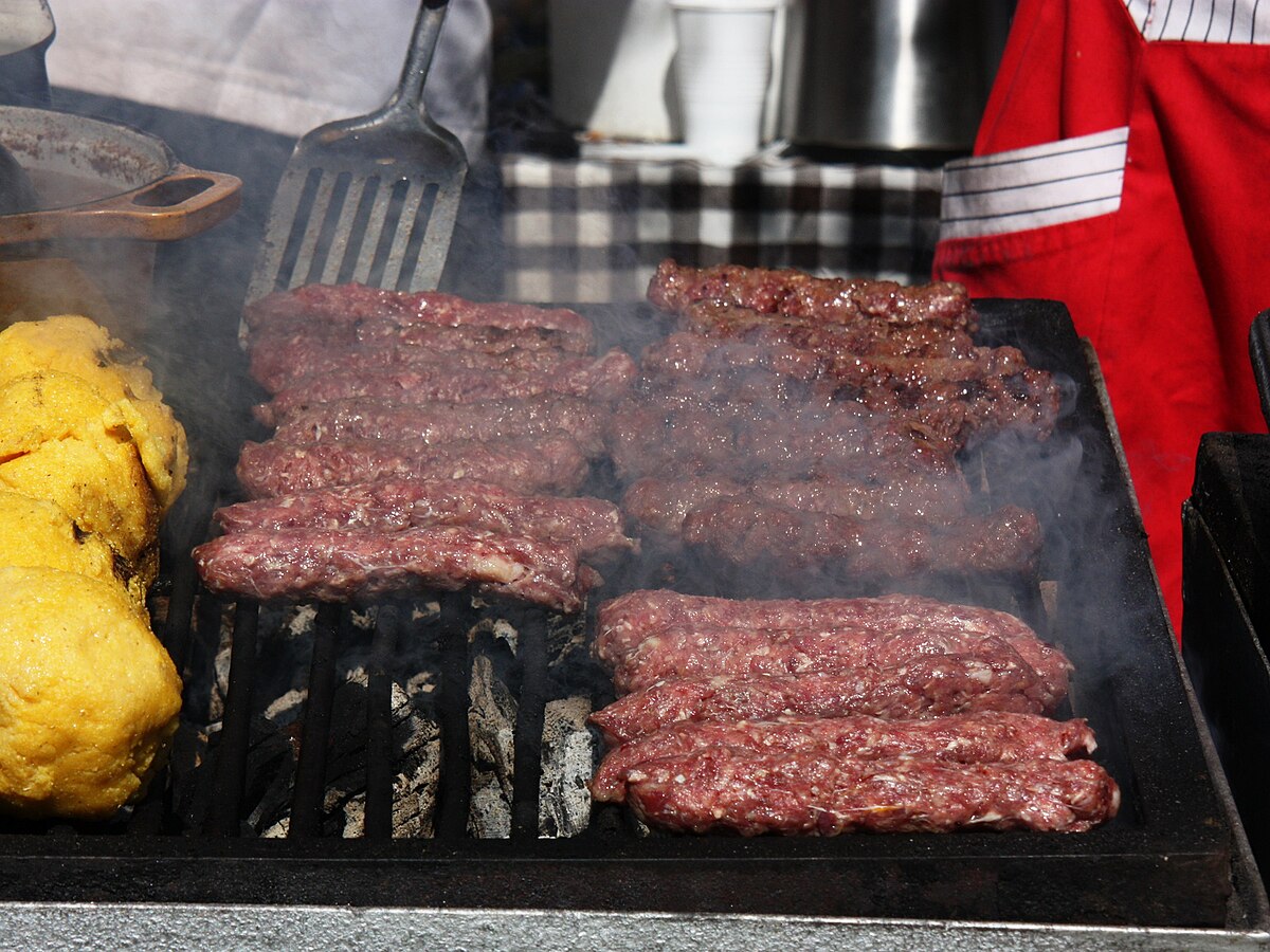Romanian mici Carpathian Basin gastronomy traditional dishes