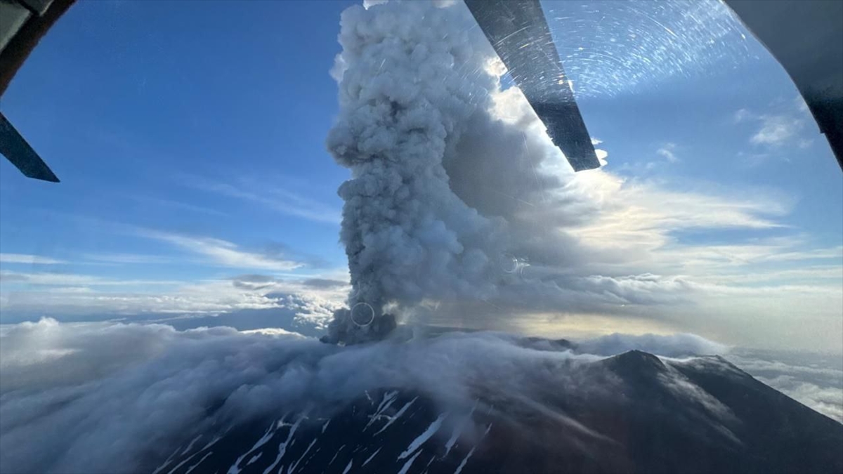 Russian volcano erupted