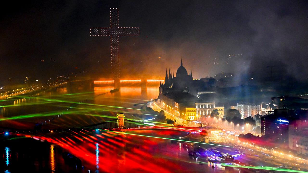 Spectacular 20 August fireworks and drone show in Budapest