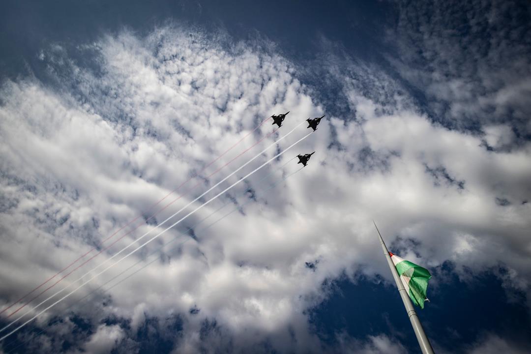 Spectacular Budapest air show vows visitors