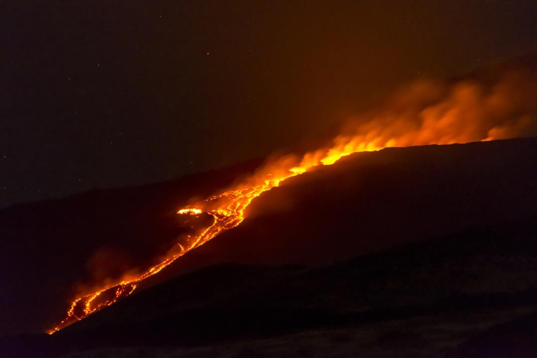 Stunning PHOTOS and VIDEOS of the recent eruption of Mount Etna