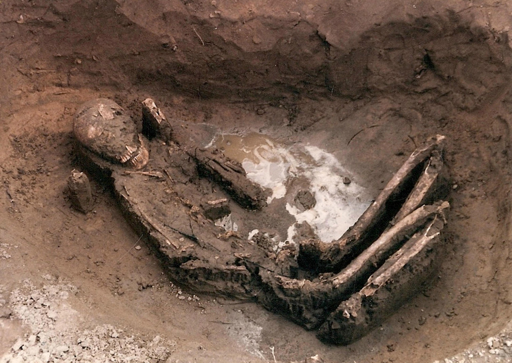 human remains bones cemetery Hajdúsámson