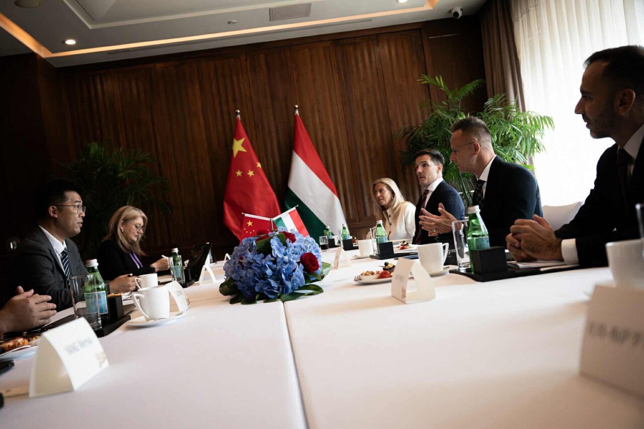 FM Szijjártó in CHina