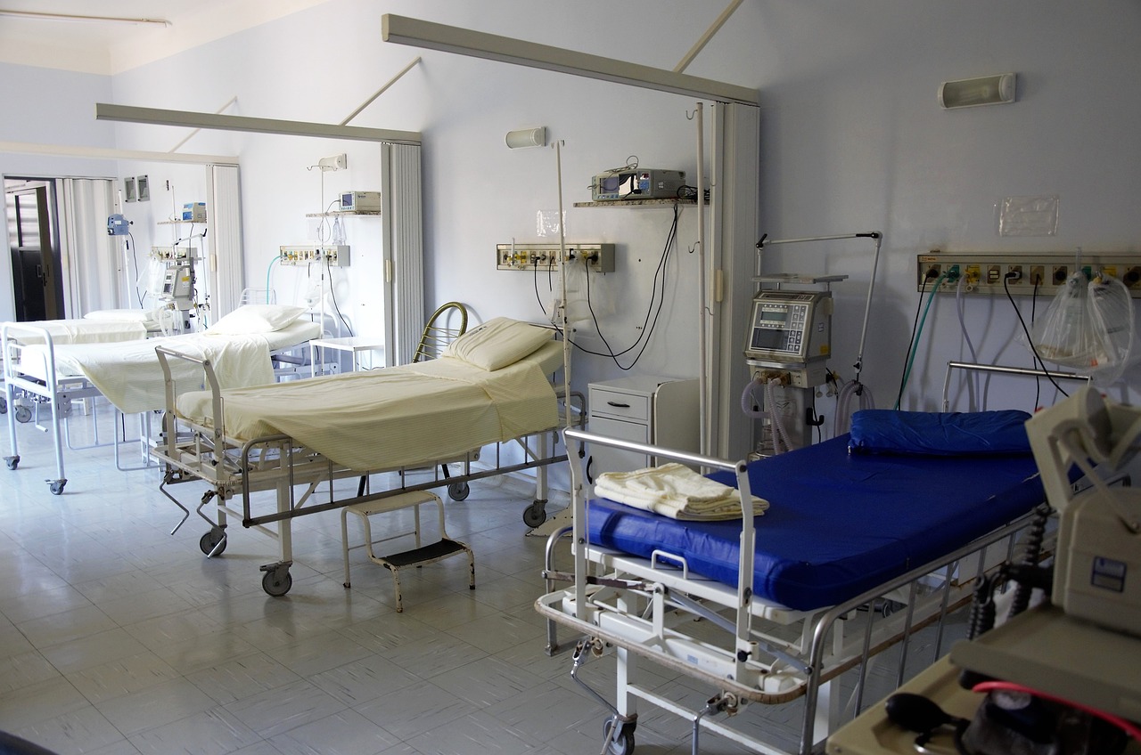 hospital hospital bed cancer disease Hungary
